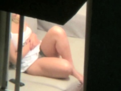 Vizinha Coxuda 07 – Neighbour Legs